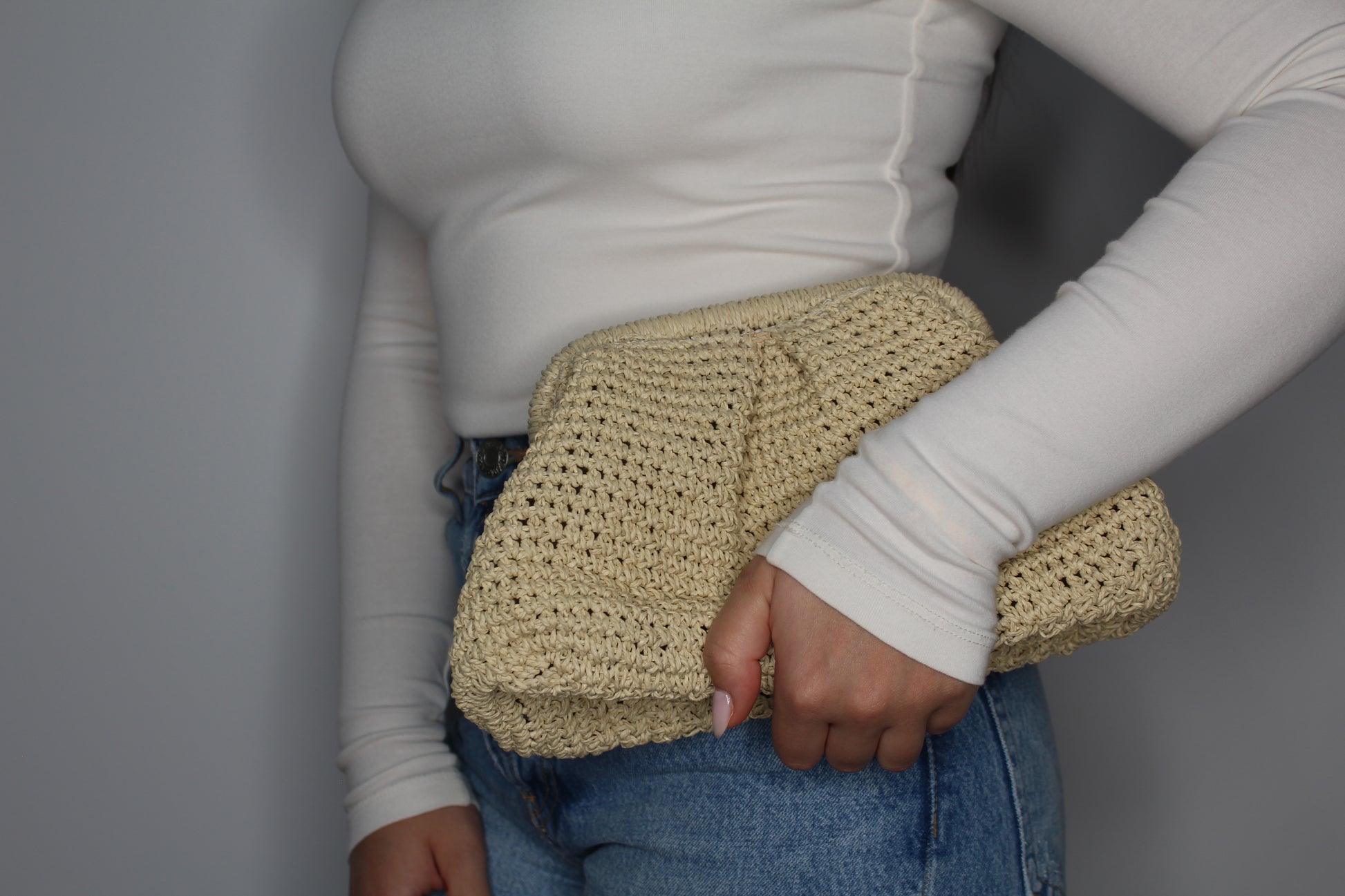 Sand Raffia Clutch - mia mare