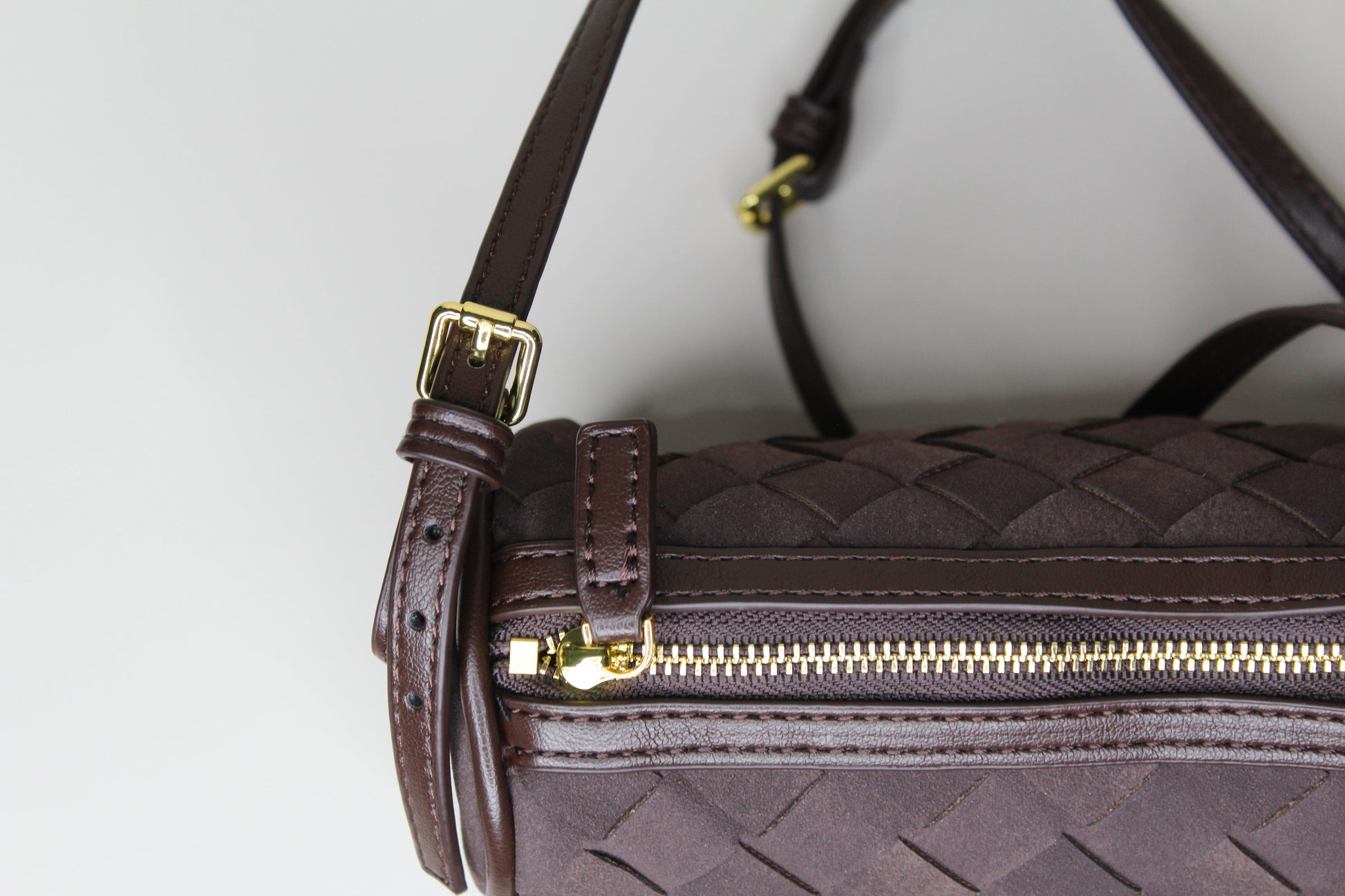Mocha Soho Woven Bag - mia mare